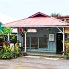 Holualoa Ukulele Gallery